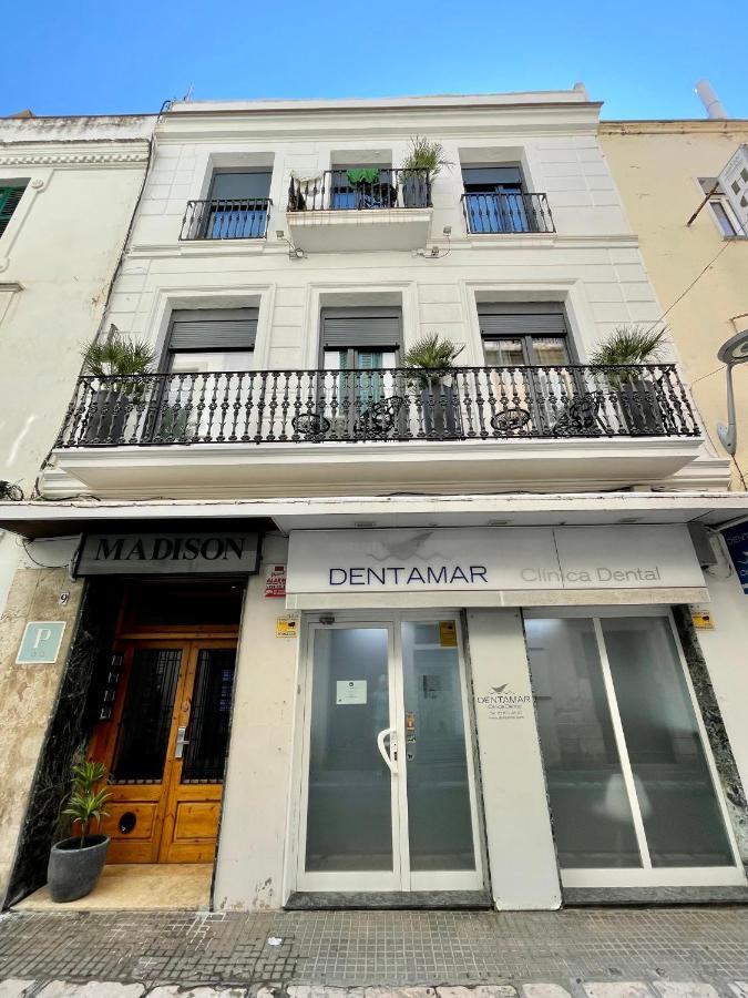 Madison Rooms Sitges Luaran gambar